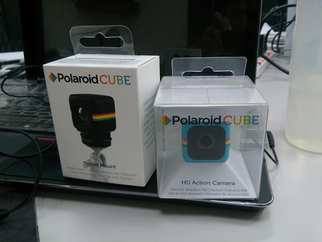 Polaroid Cube